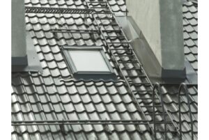 76м